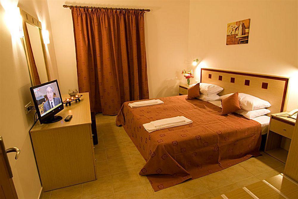 Lindos Blue Sky Aparthotel Exterior foto