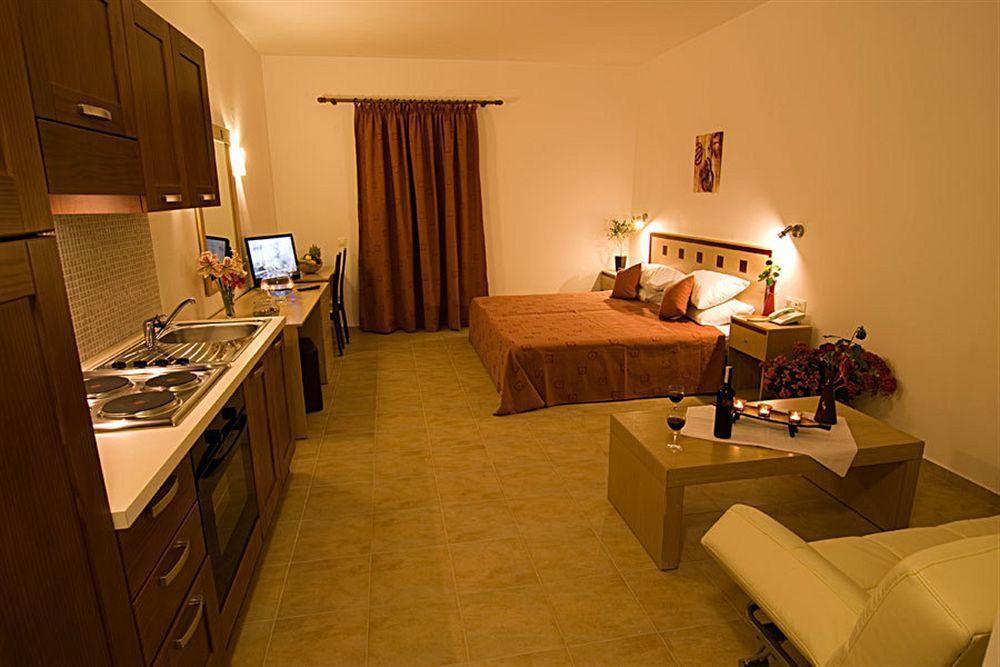 Lindos Blue Sky Aparthotel Exterior foto